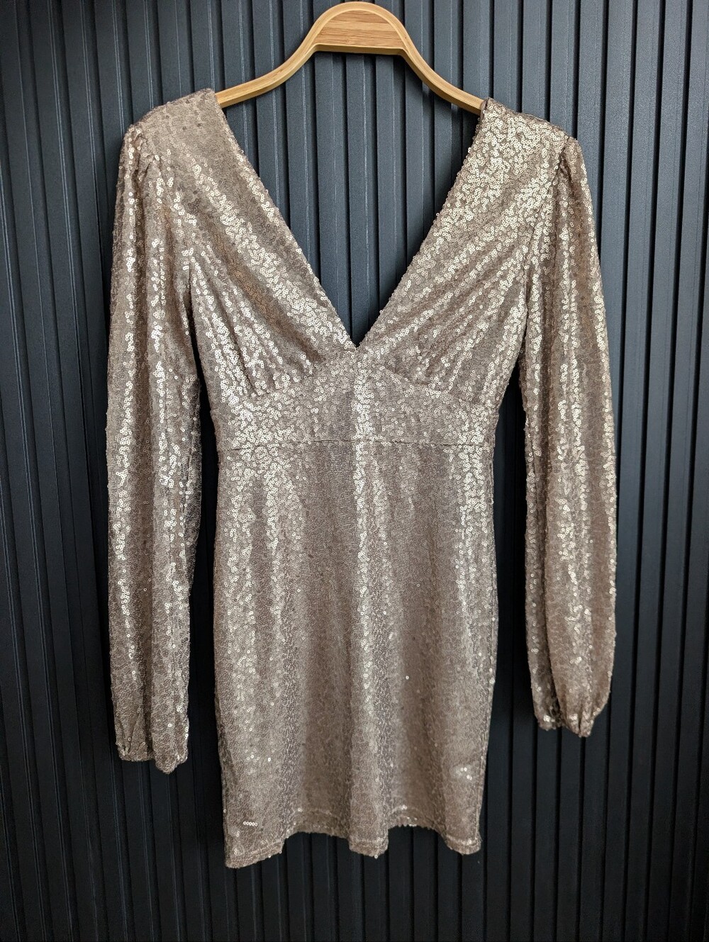 Long Sleeve Sequin Mini Dress Champagne Holiday Party Dress Size XS NWT